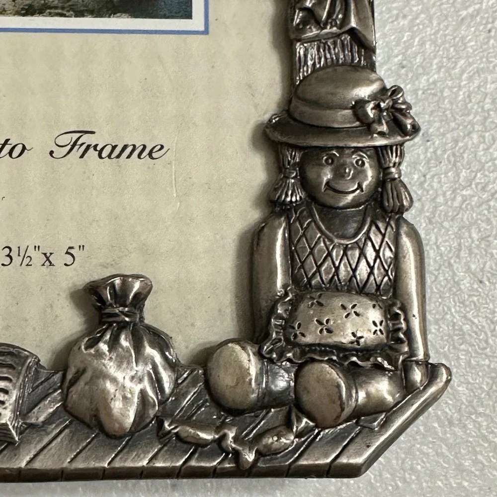 Perfect Granddaughter Picture Frame Pewter Relief Teddy Bear Tulips 3.5x5 New